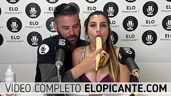 Melita Rojas Chupa La Banana Con Crema De Elo Podcast free video