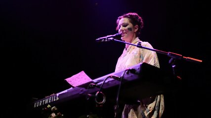Amanda Palmer Sings Dear Daily Mail Song 12 07 2013 London Roundhouse free video